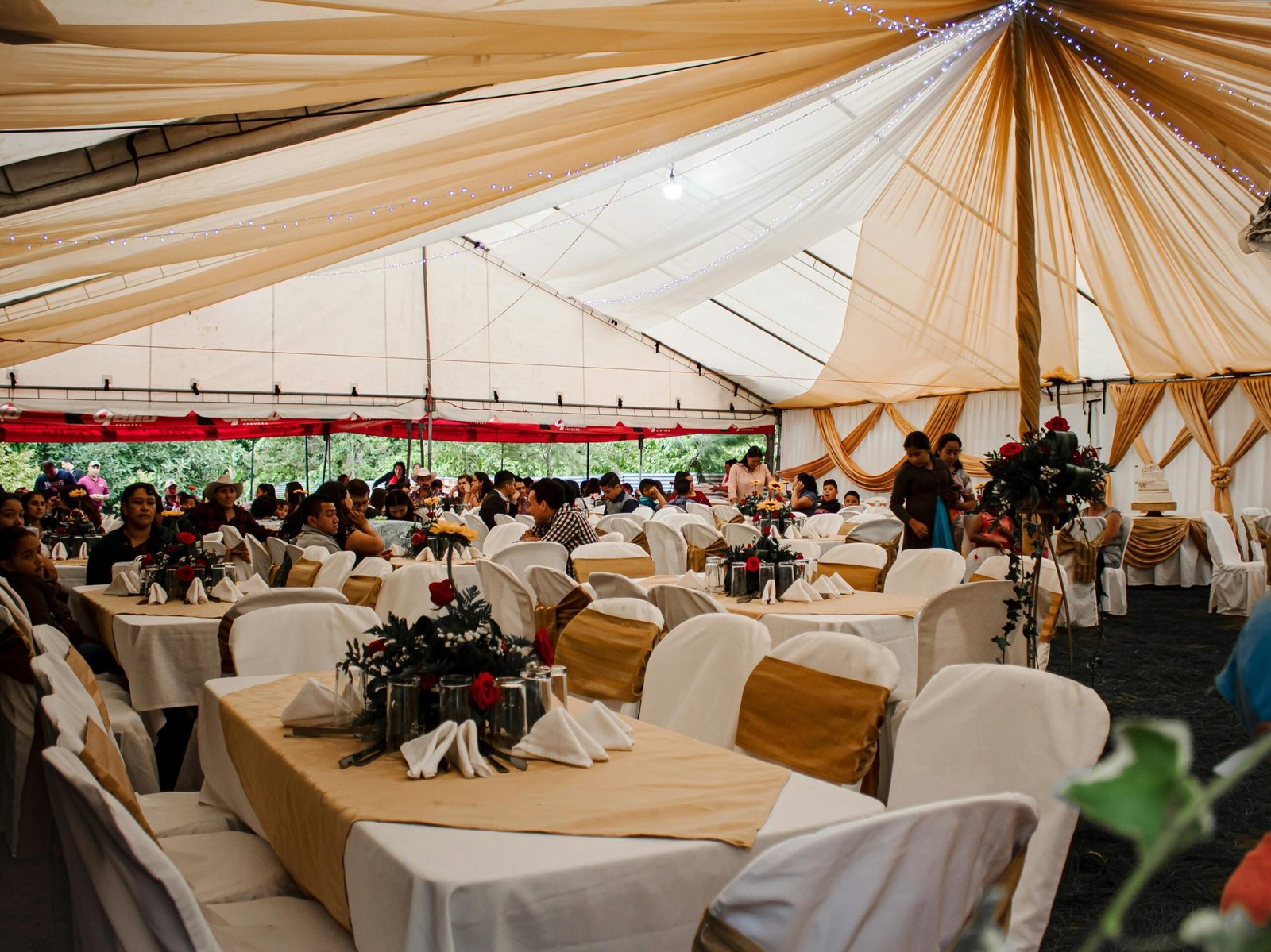 Affordable event rental packages in Hamilton Ohio for birthdays and weddings